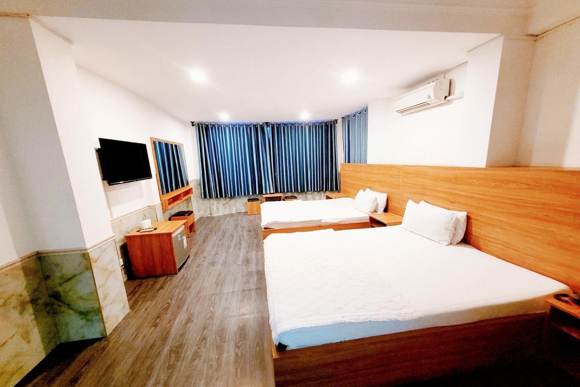 Hoang Nam Hotel Хошимін Екстер'єр фото